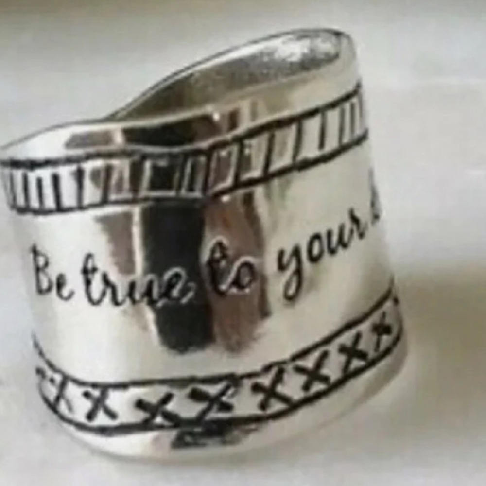 Silpada Be True to your Dreams 925 Sterling Silver Ring. Size 10.